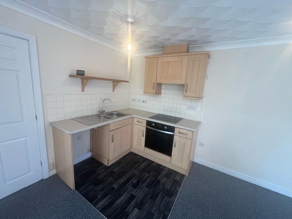 Property photo 2 of 7 Gallery