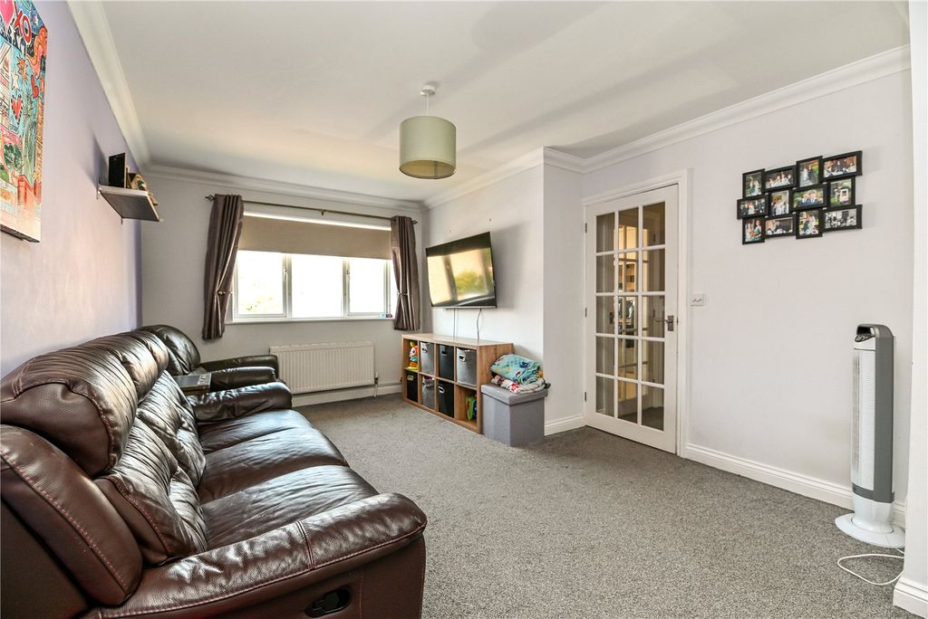 Property photo 3 of 15 Picture No. 04