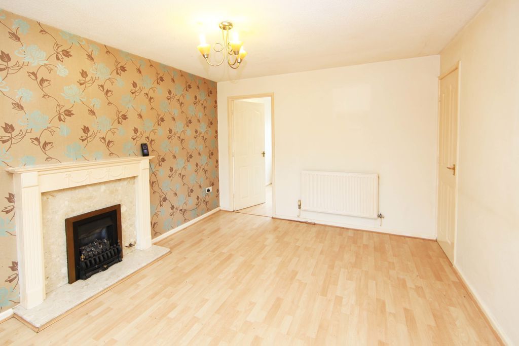 Property photo 3 of 16 Photo 3