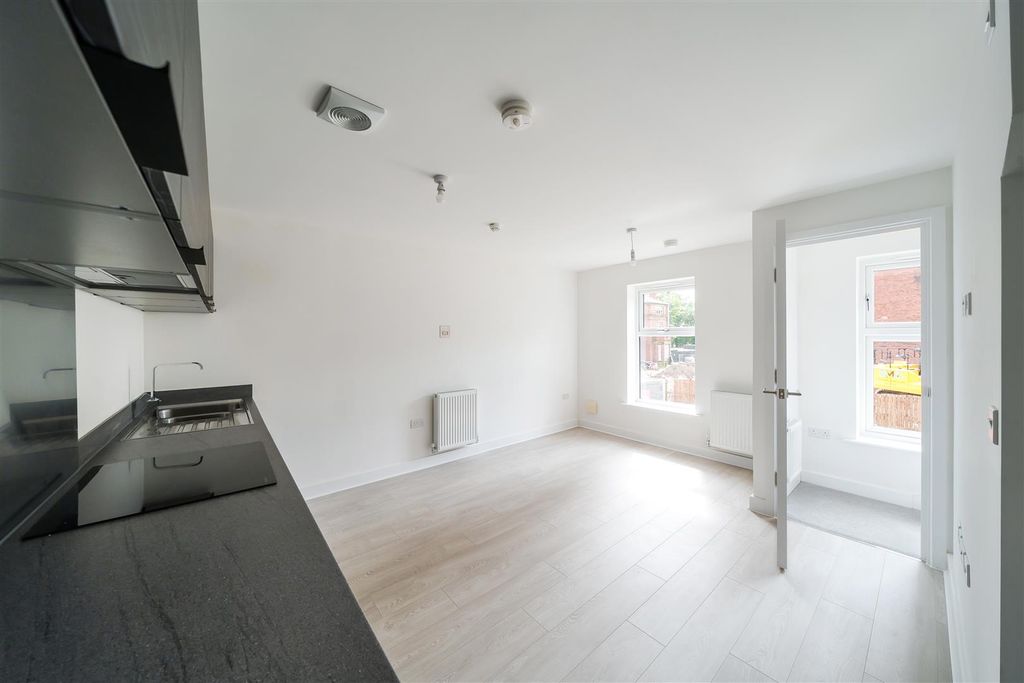 Property photo 2 of 9 1139103 (4).Jpg