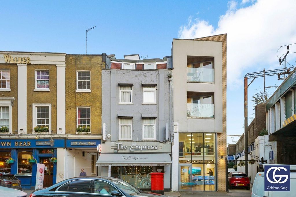 Property photo 1 of 17