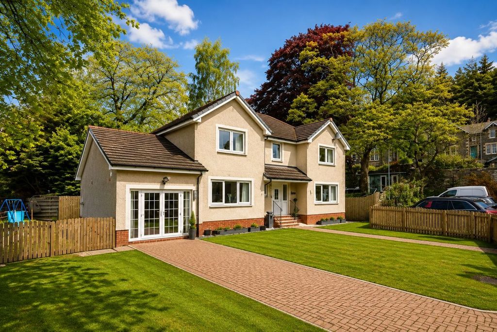 Property photo 1 of 49