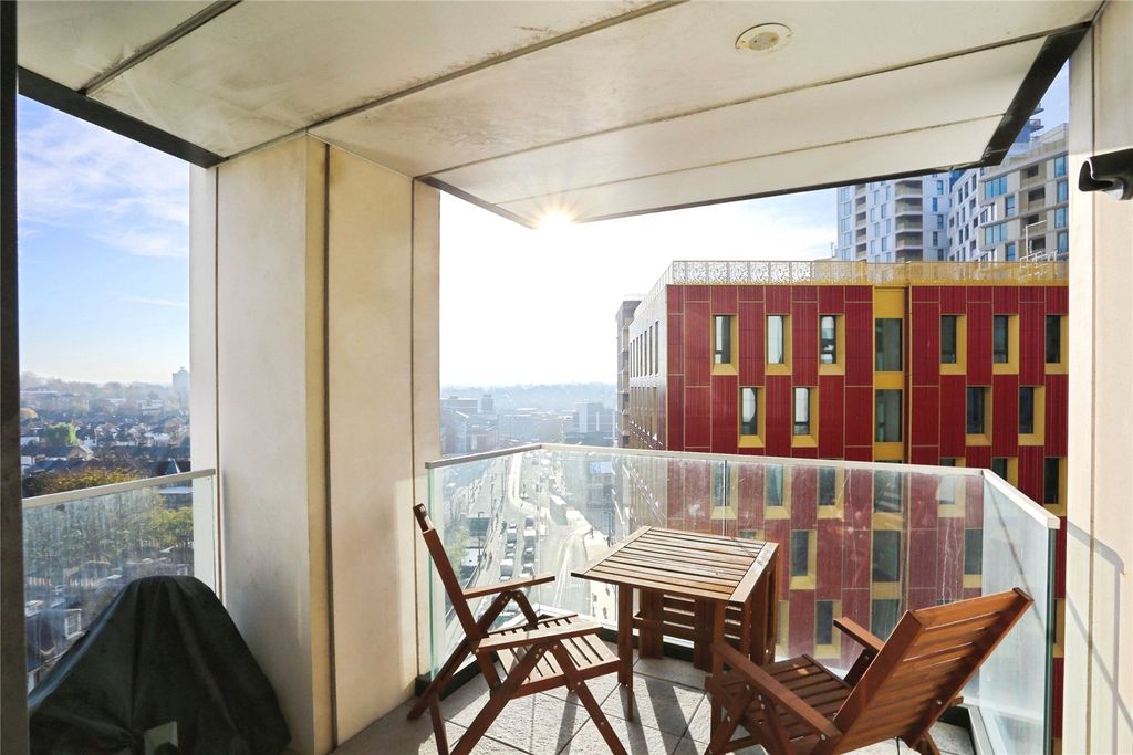 Property photo 3 of 13 Picture No. 08