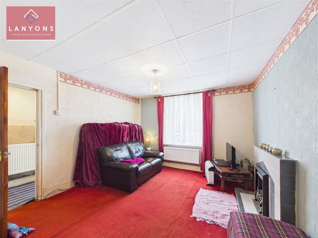 Property photo 3 of 12 Picture No. 10