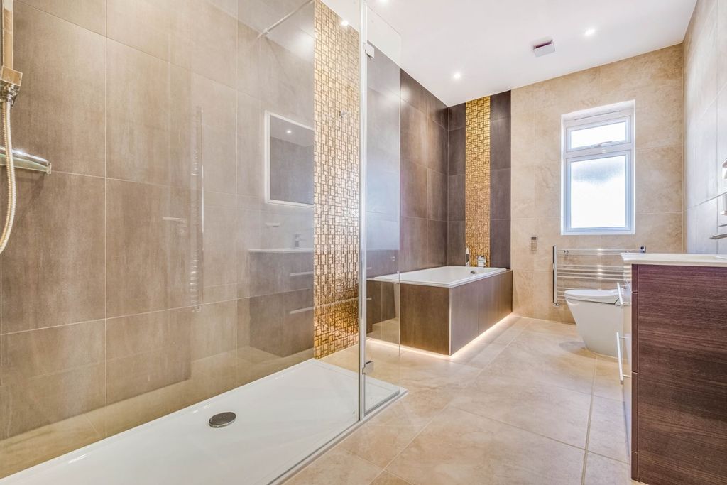 Property photo 3 of 50 Kfh-55A_Blakes_Avenu
