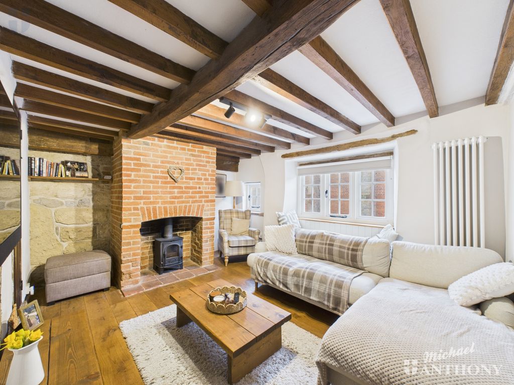 Property photo 2 of 27 Cam03218G0-Pr0891-Still025