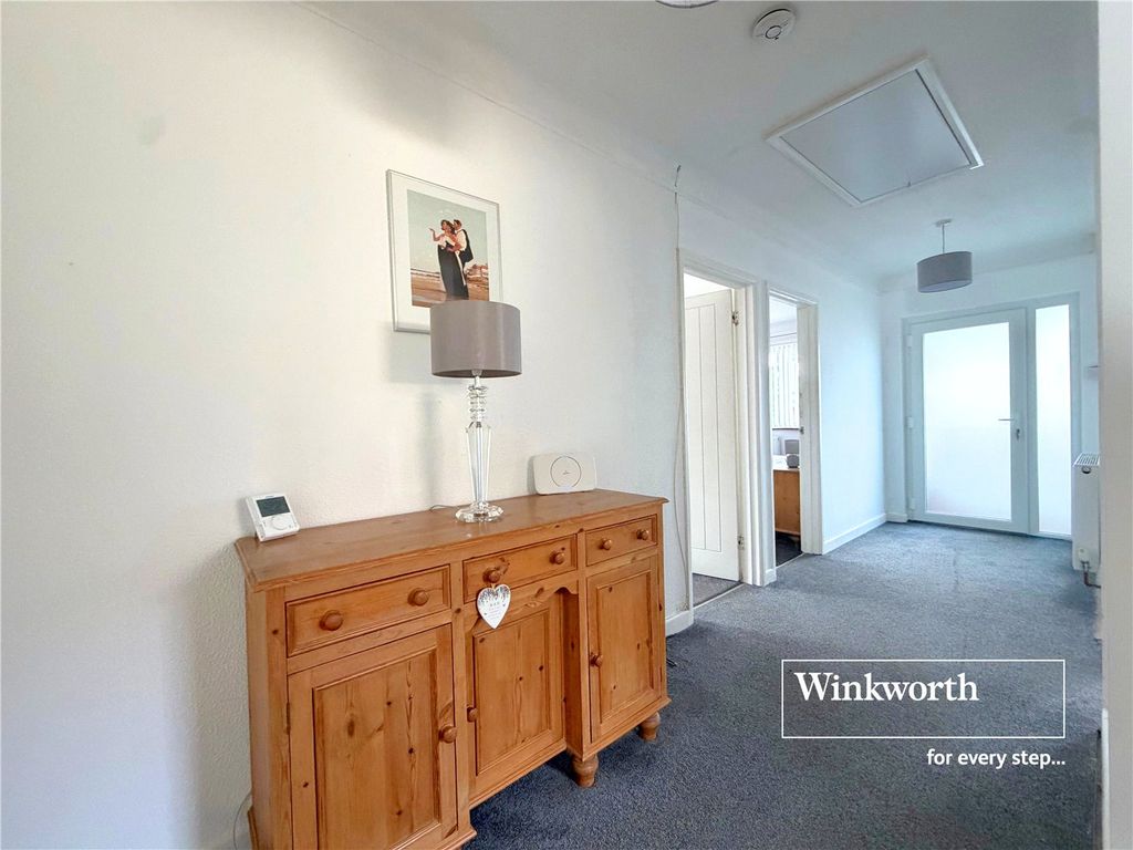 Property photo 2 of 14 Picture No. 02