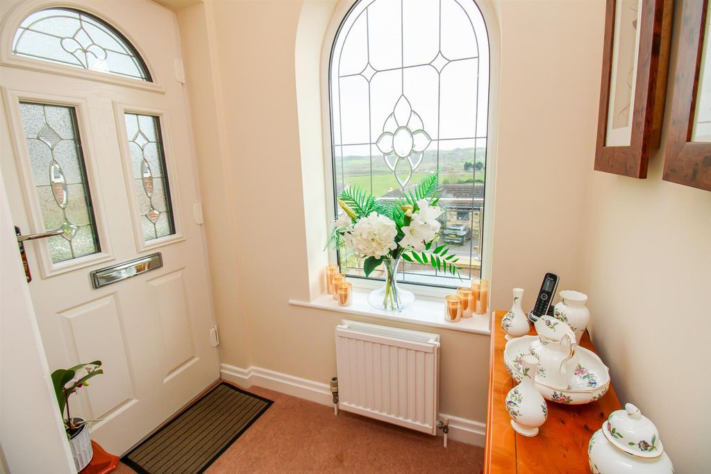 Additional image 4 of 3 bed detached bungalow for saleBriestfield Road, Dewsbury WF12