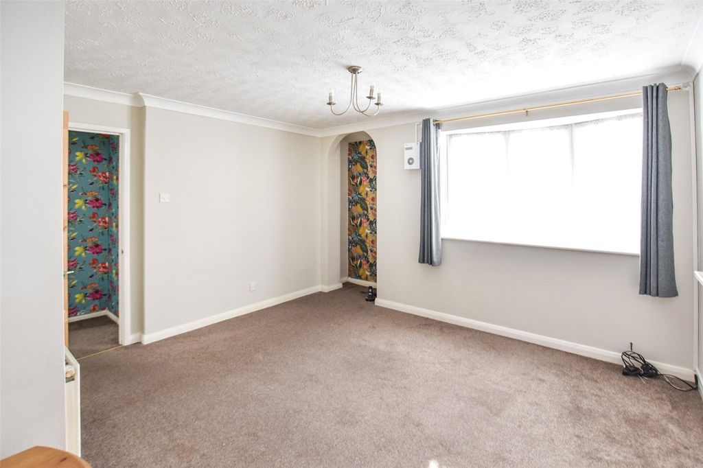 Property photo 3 of 11 Picture No. 14