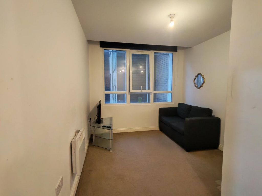 Property photo 3 of 5 Lounge Area