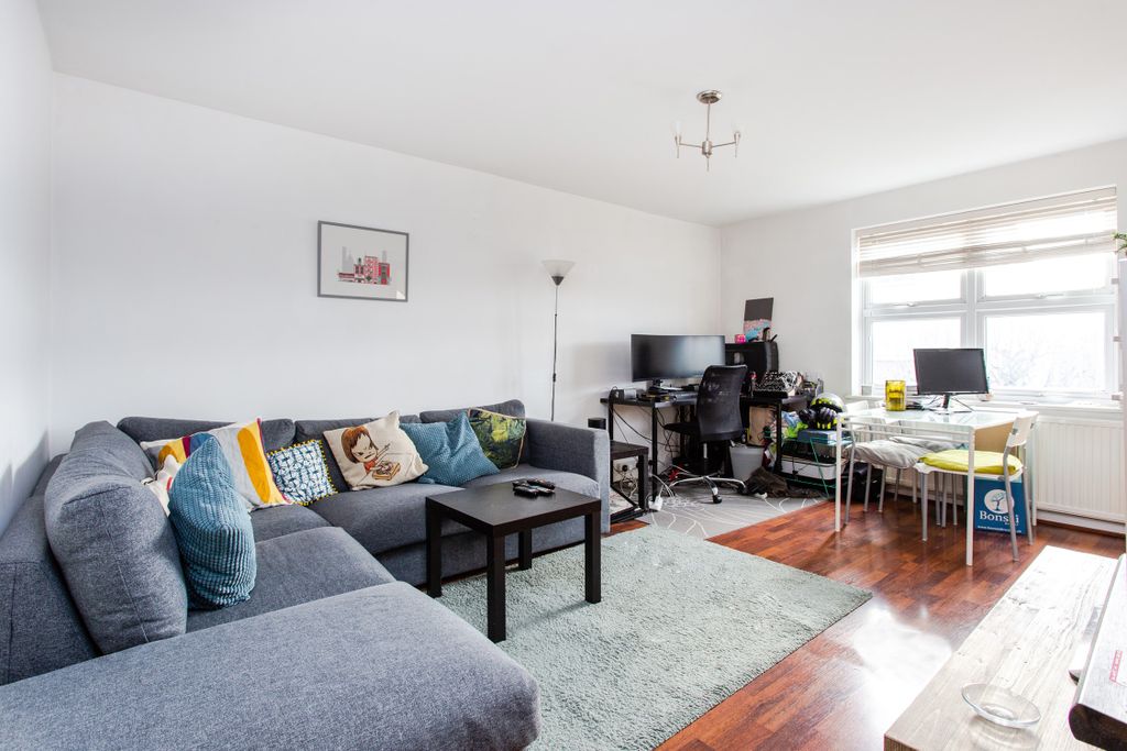 Property photo 3 of 7 Imported Image