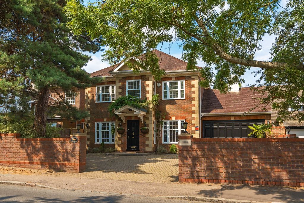 Property photo 1 of 22