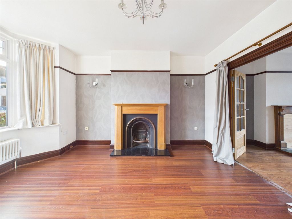 Property photo 3 of 27 Picture No. 27