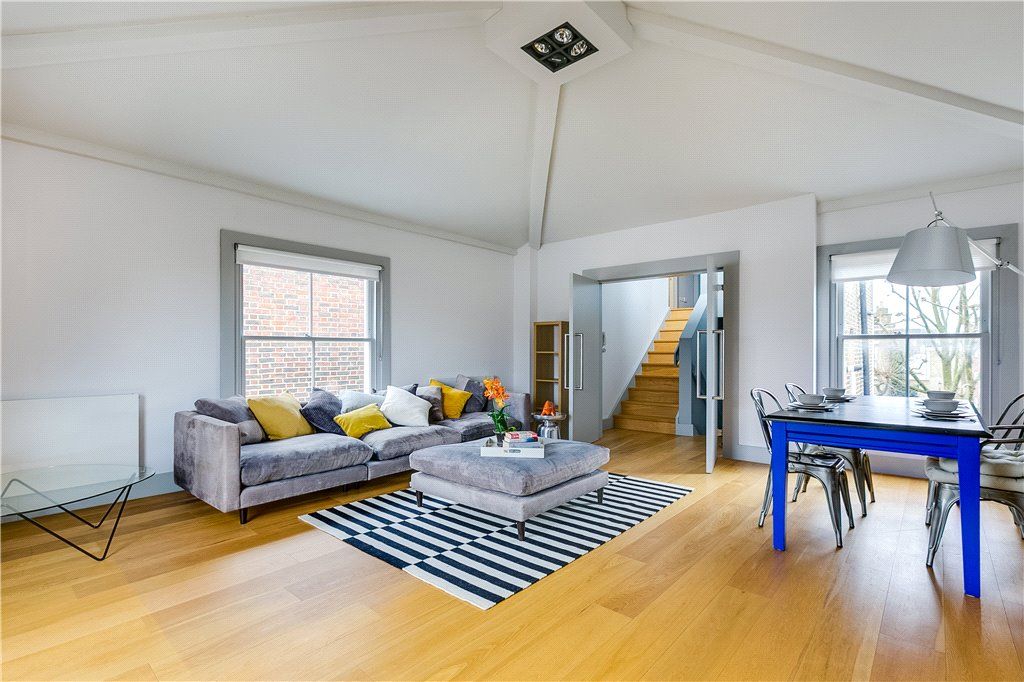 Property photo 2 of 8 Picture No. 19