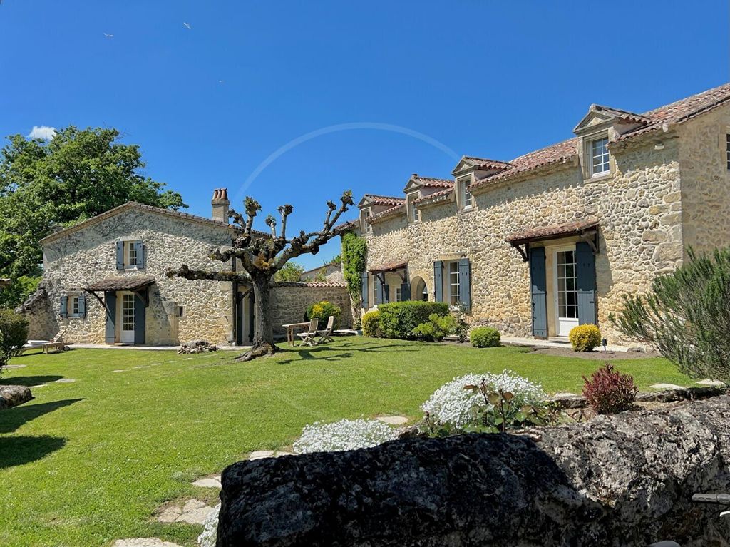 Property photo 1 of 18 Charming Home In A Quiet Hamlet