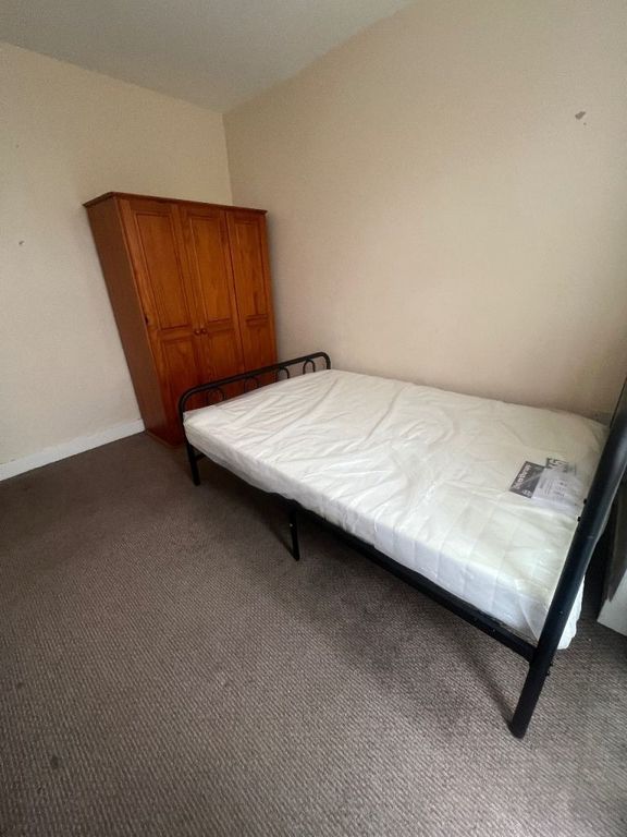 Property photo 3 of 3