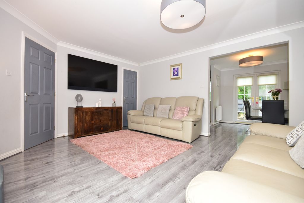 Property photo 2 of 21 Dsc 0012