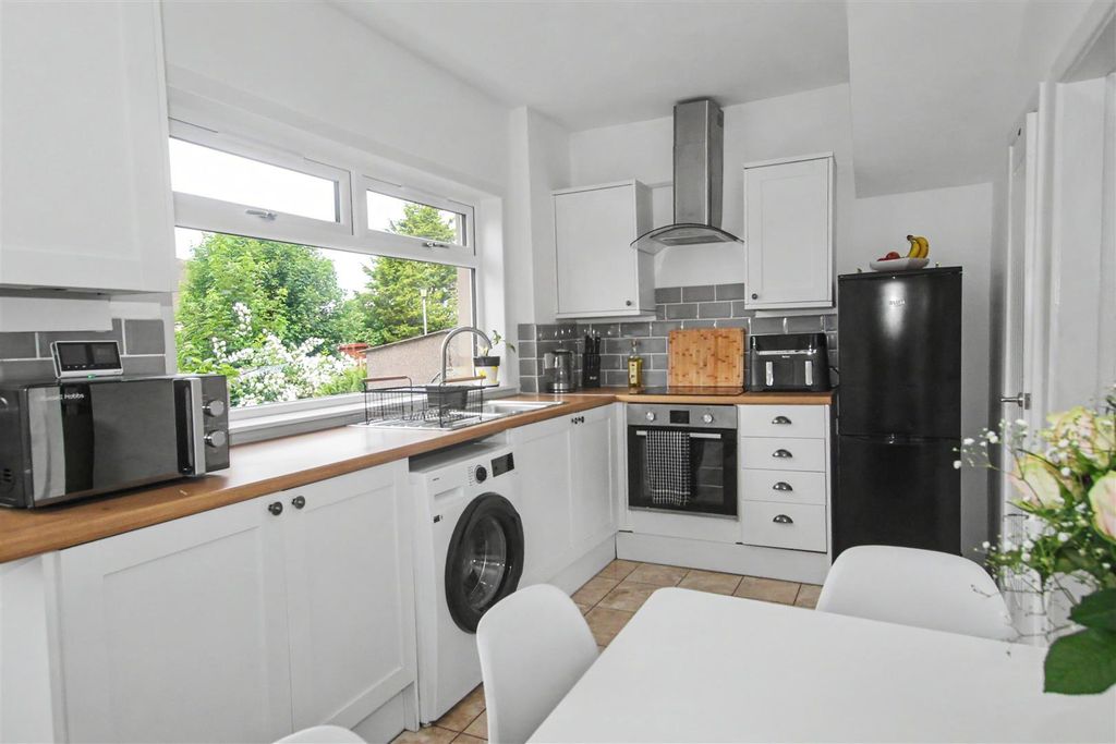 Property photo 3 of 15 3.Jpg