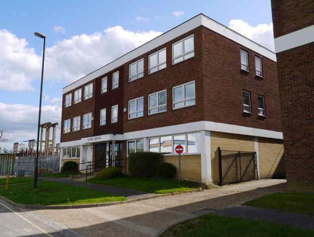 Property photo 2 of 7 Photo 2