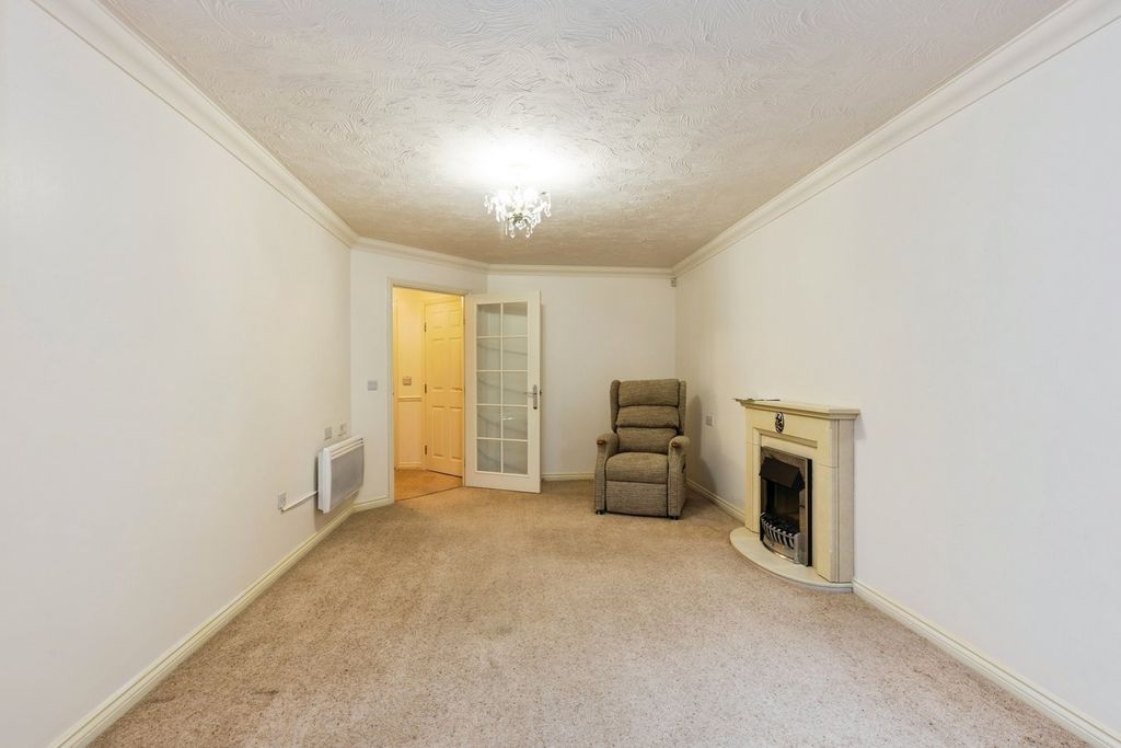 Property photo 3 of 20