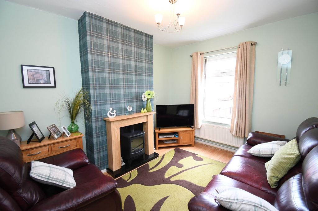 Property photo 3 of 15