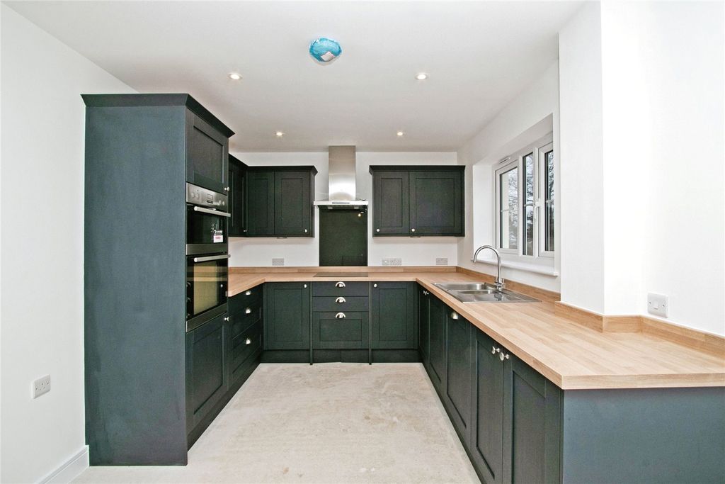 Property photo 3 of 13 Picture No. 53