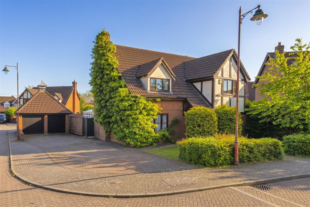 Property photo 1 of 17 23Lambourne01.Jpg