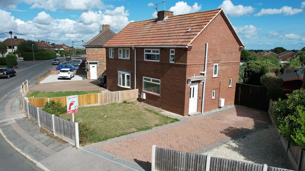Property photo 1 of 31