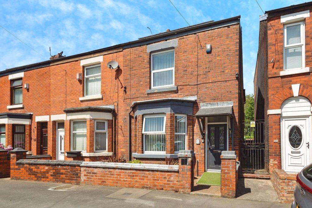 Property photo 1 of 16 Picture No. 05