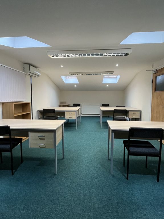 Property photo 2 of 3