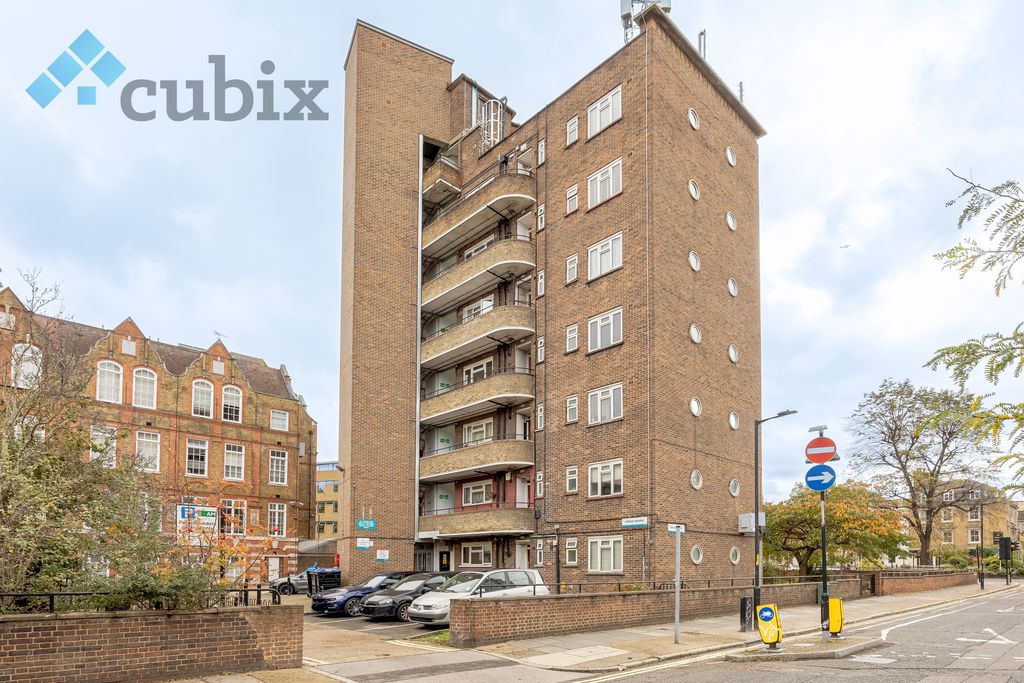 Property photo 3 of 18