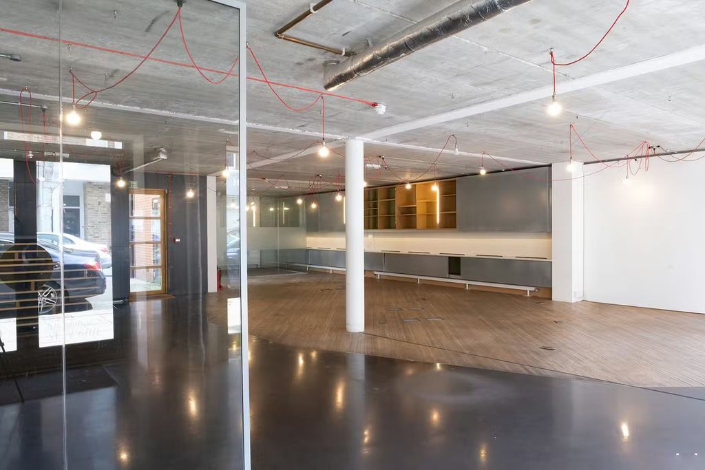 Property photo 3 of 5