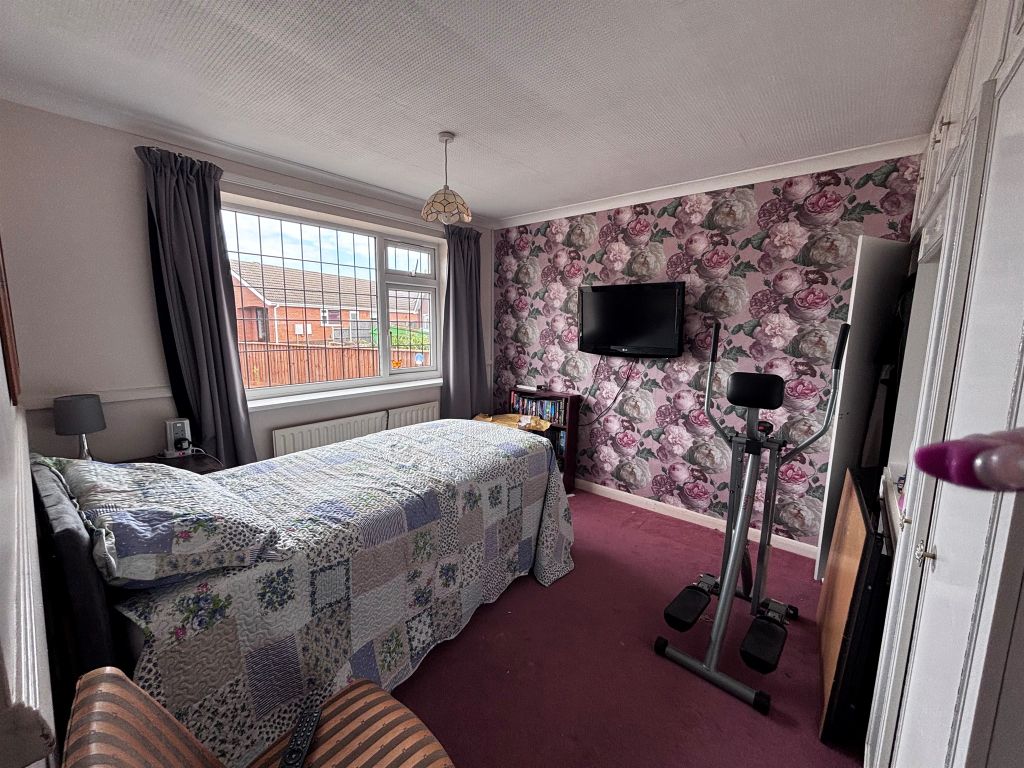 Property photo 3 of 5