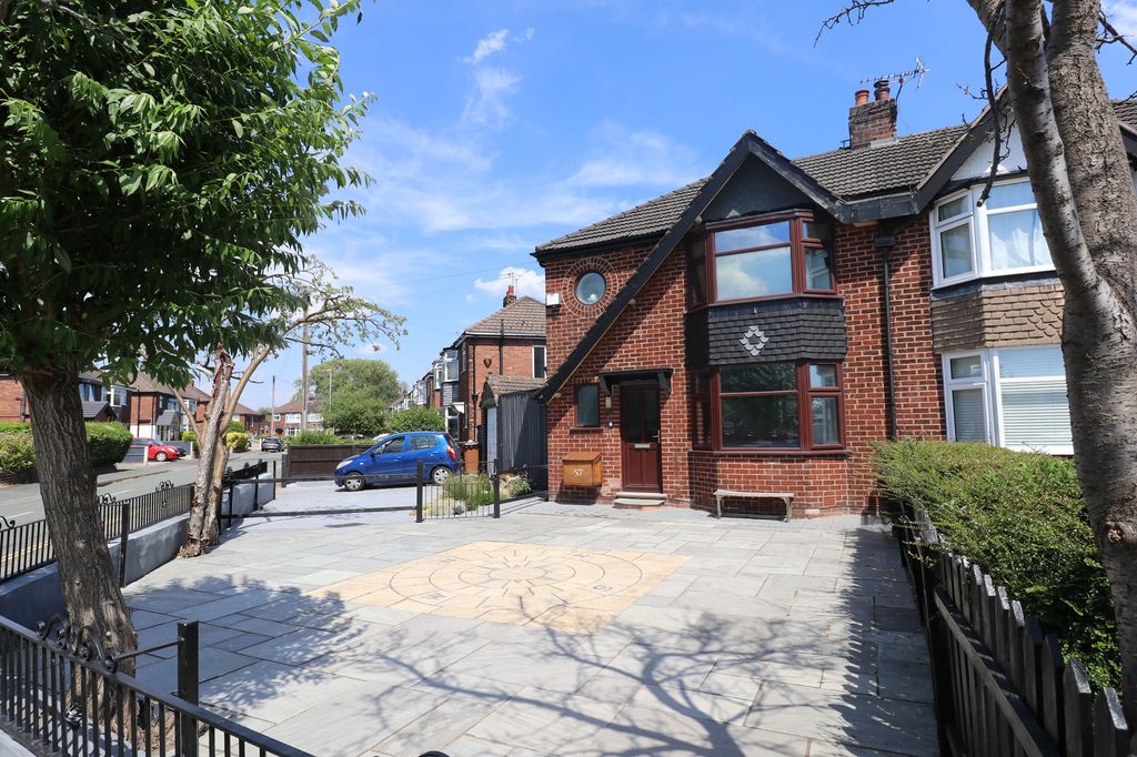 Property photo 1 of 15 Img_7749