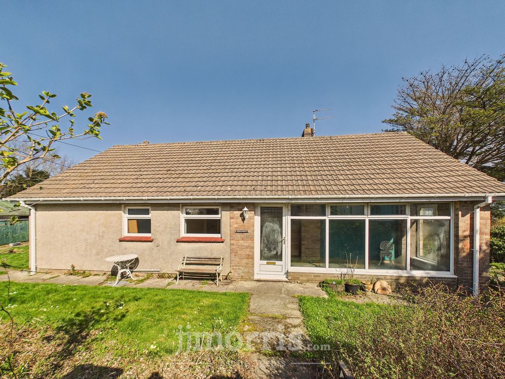 Property photo 1 of 37