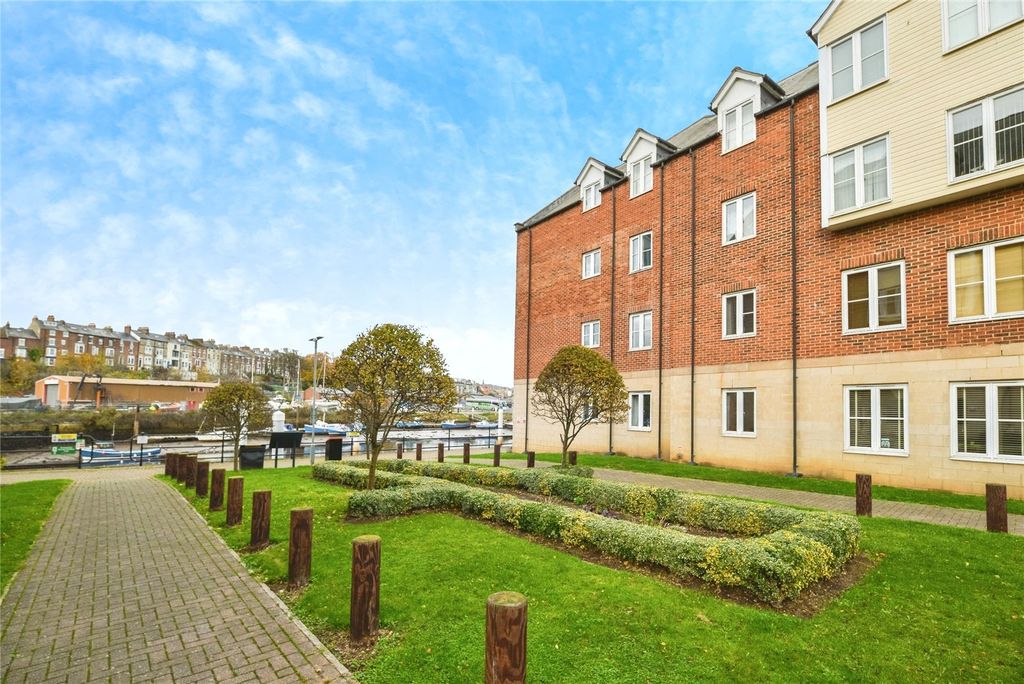 Property photo 1 of 11 Picture No. 21