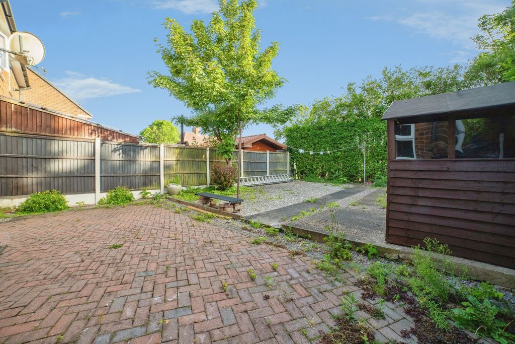 Property photo 3 of 16 Pbox-Img.Jpg