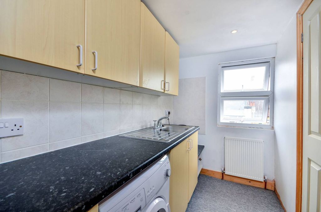 Property photo 1 of 4