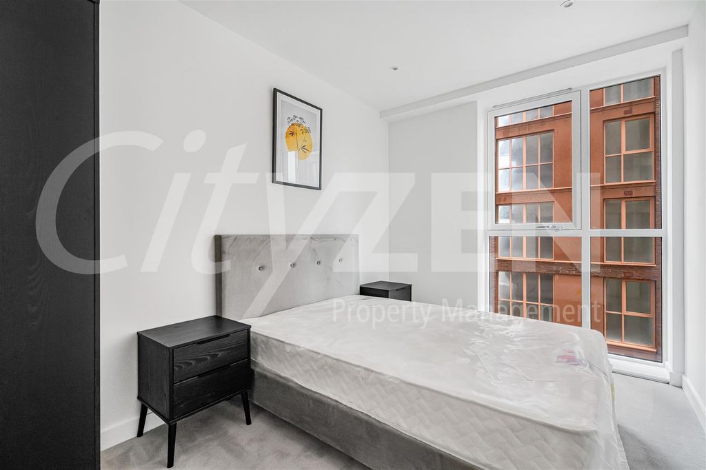 Property photo 3 of 50 Bedroom