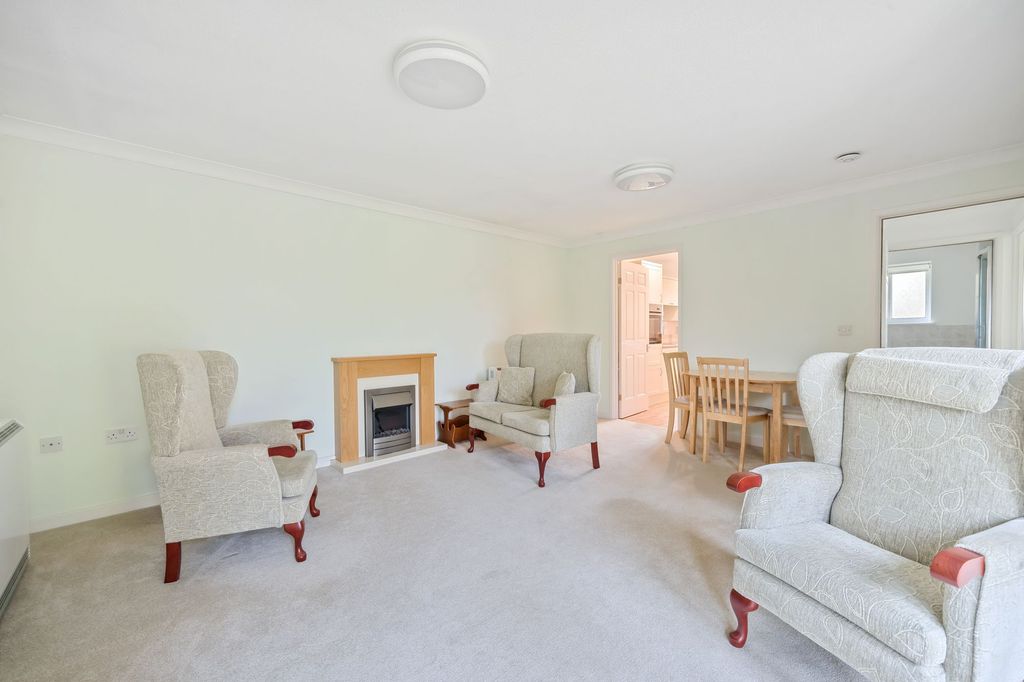 Property photo 3 of 10