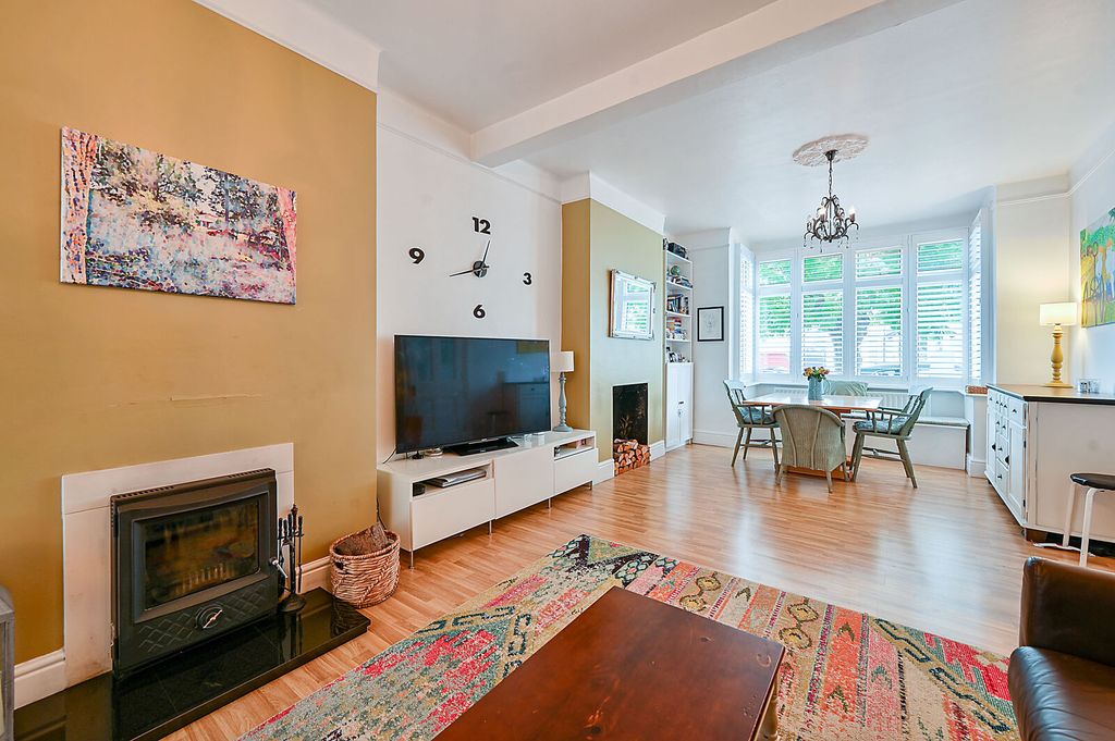 Property photo 1 of 20