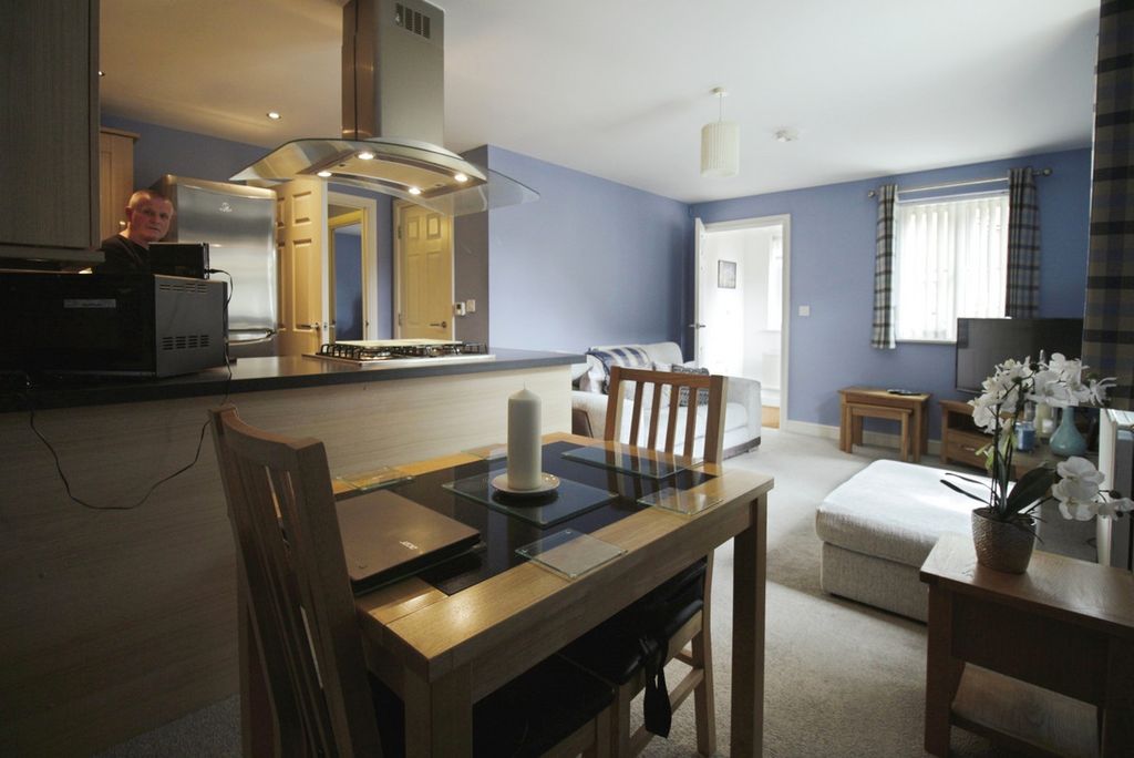 Property photo 2 of 7