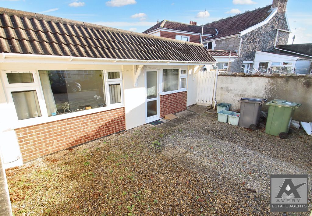 Property photo 2 of 38 Gallery