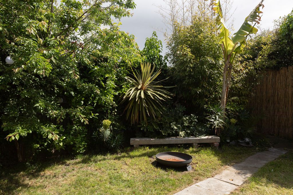 Property photo 2 of 28 346592 - Rf-137A-Canterbury-Road-Ct9-034.Jpg