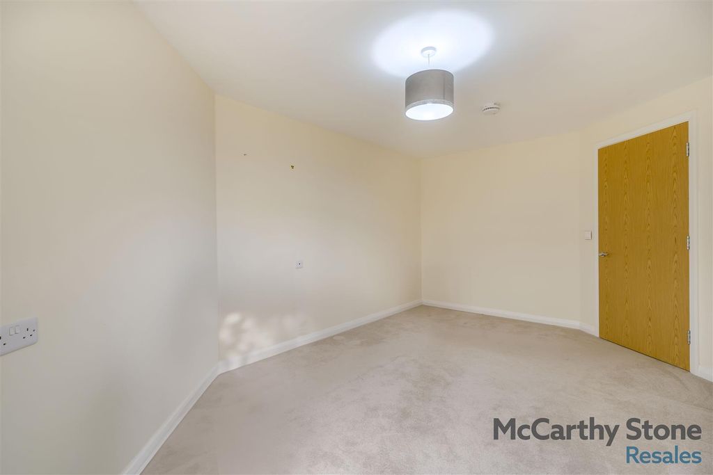 Additional image 9 of 2 bed flat for saleBurlington Gardens, Leyland PR25