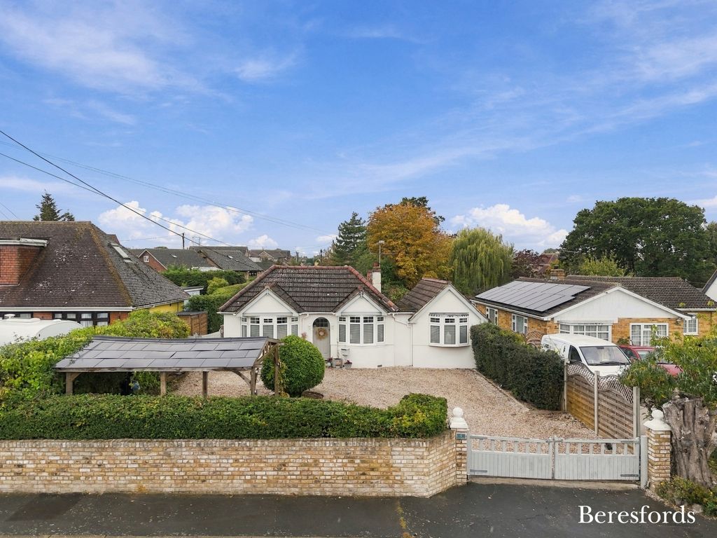 Property photo 1 of 28 Picture No. 08