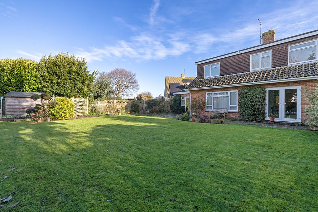 Property photo 2 of 19