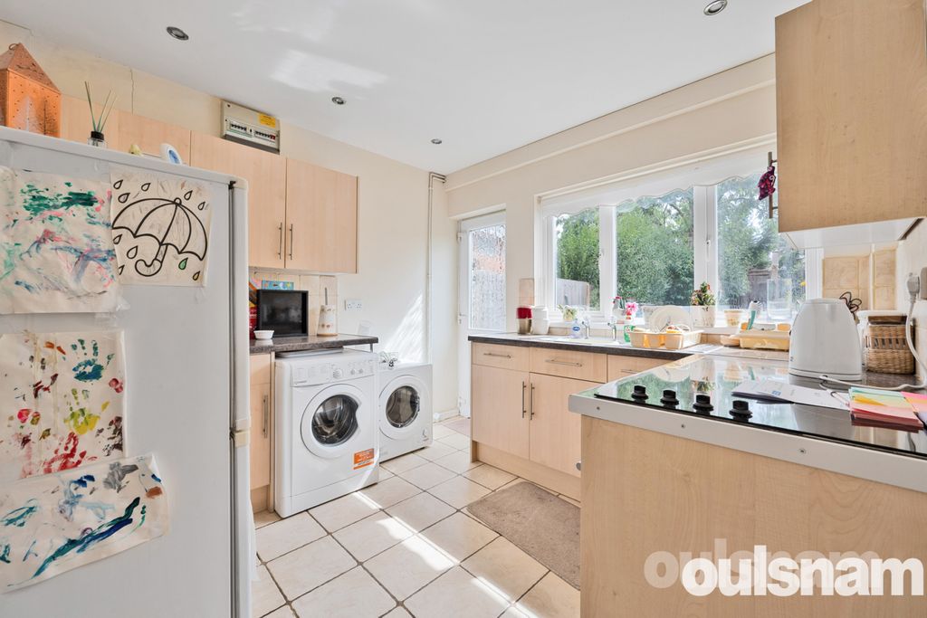 Property photo 2 of 10 Picture No. 11