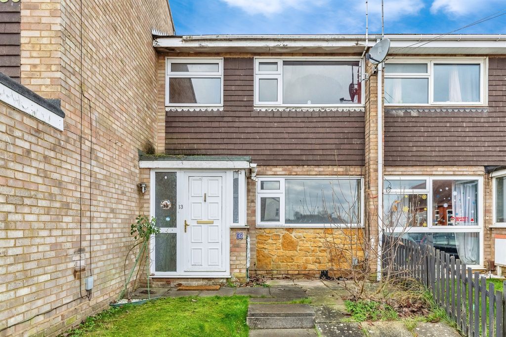 Property photo 1 of 12