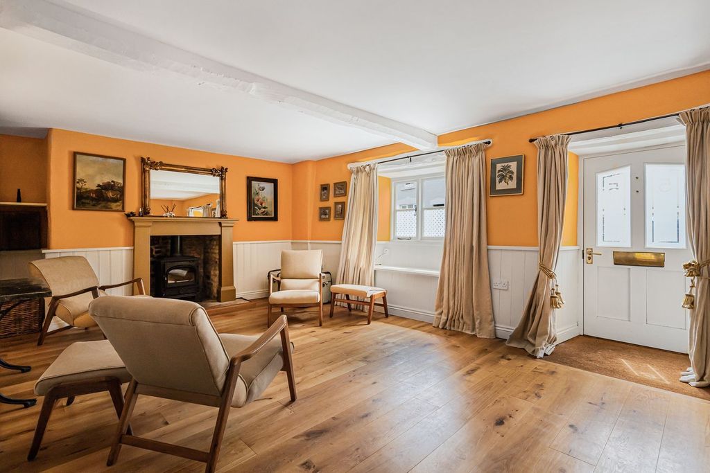 Property photo 3 of 17